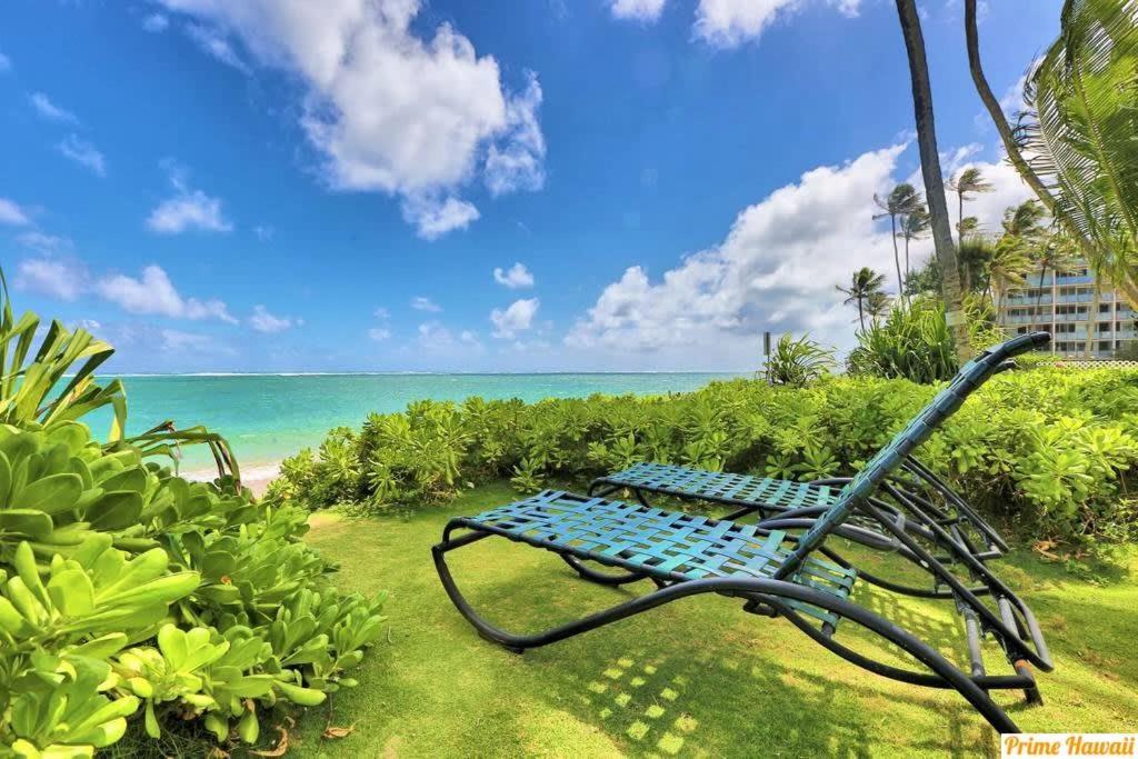 Beachfront Condo With Amazing Views Hau'ula Exterior photo