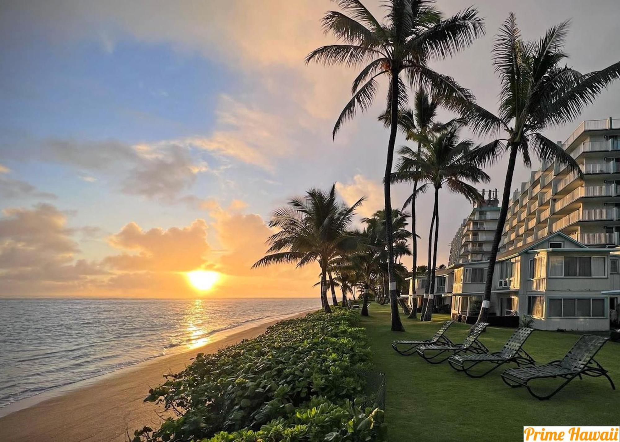 Beachfront Condo With Amazing Views Hau'ula Exterior photo